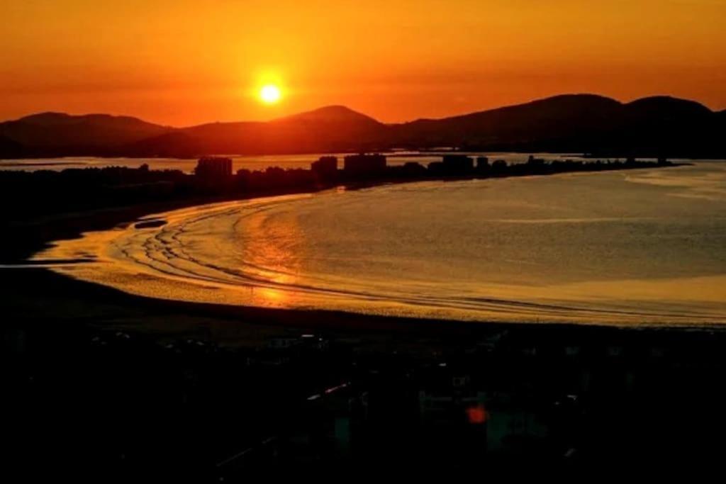 Apartamento En Laredo Διαμέρισμα Εξωτερικό φωτογραφία